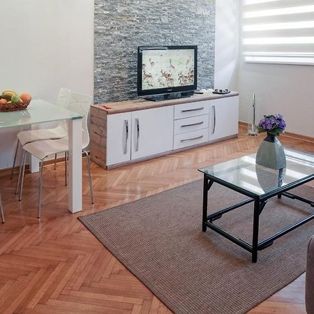 Apartment Prince Palace Belgrado Buitenkant foto